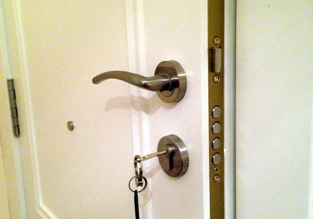 Particular - Puerta blindada en la Eixample