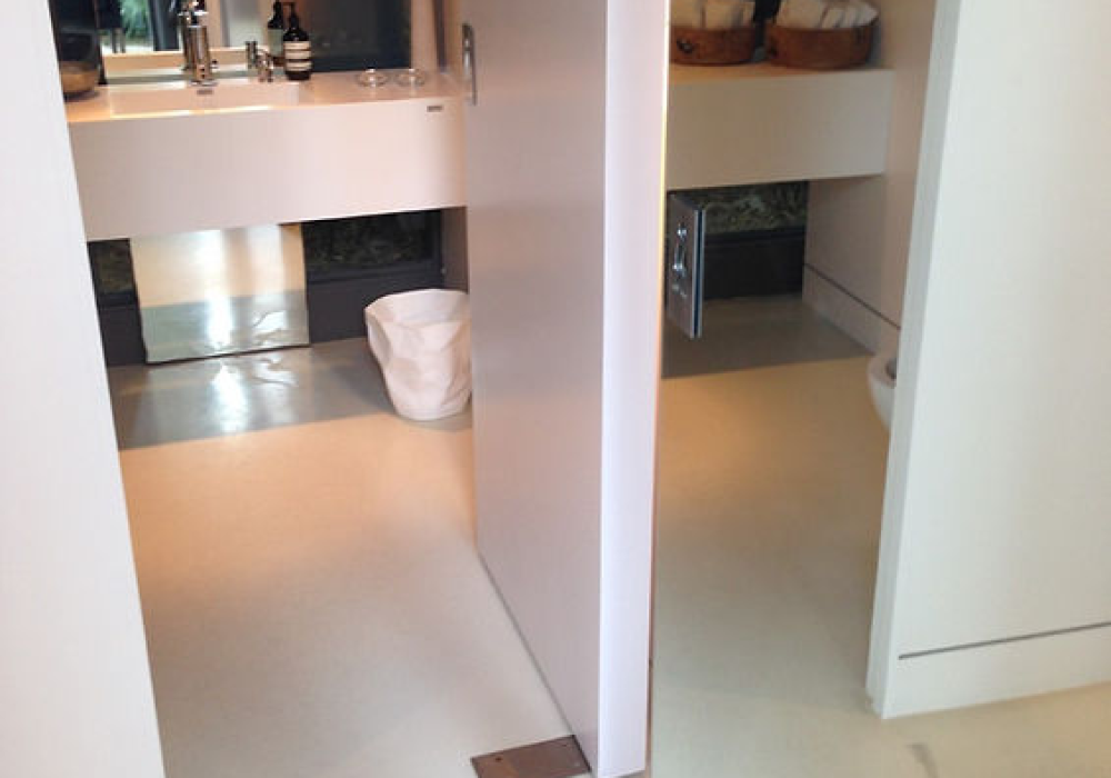 EL CELLER DE CAN ROCA - Puertas Pivotantes